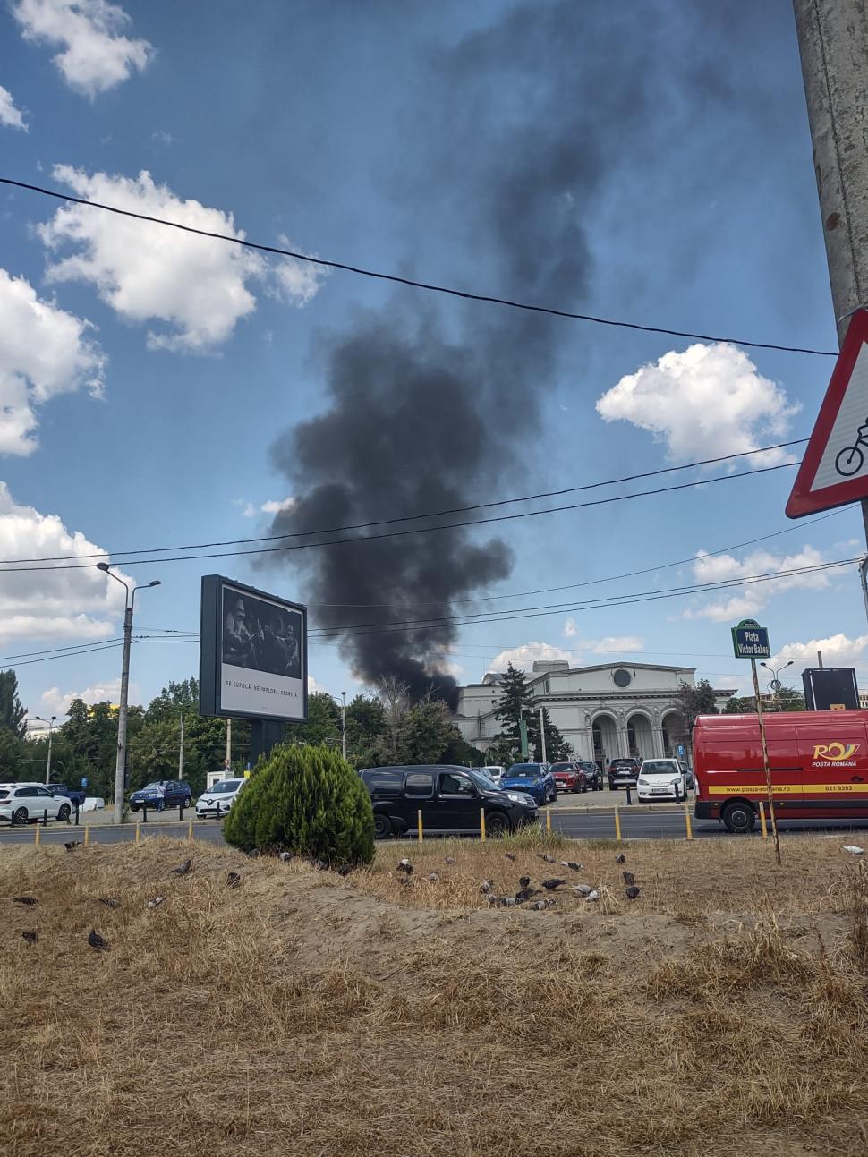 Incendiu la o anexă lipită de Opera Națională București. Intervenție de urgență a pompierilor 783173