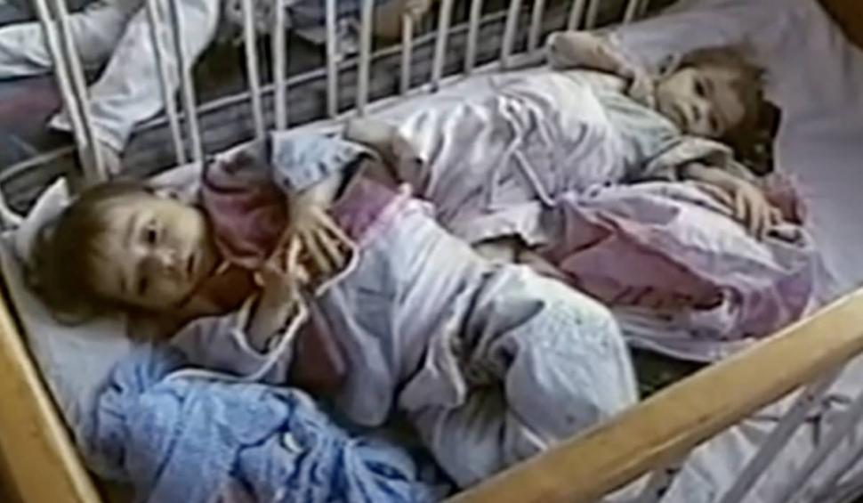 O româncă adoptată în străinătate şi-a găsit familia după ce s-a călugărit: "Dumnezeu există şi nu a uitat nicio lacrimă de-a mea" 783096