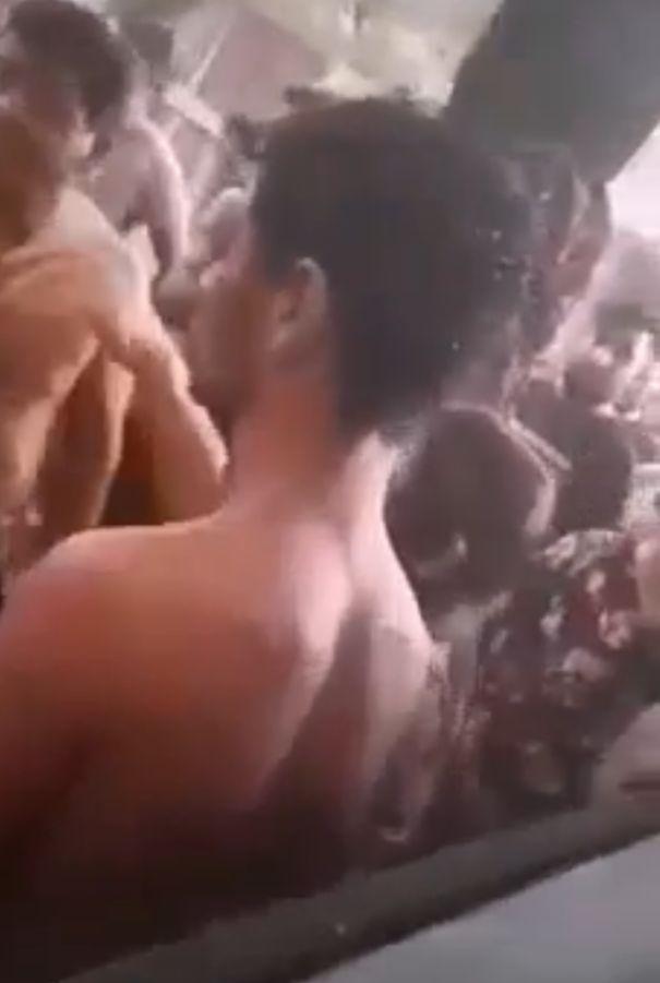 Un tânăr din Vâlcea a fost răpit, sechestrat și bătut după ce a mers să se întâlnească cu o fată cunoscută pe internet 783247