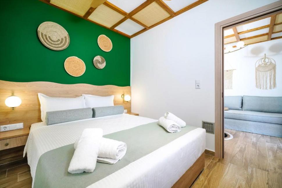 Țeapa luată de o familie de români în Grecia. Cum arăta în poze vila rezervată și ce au găsit, de fapt, când au ajuns acolo 783267