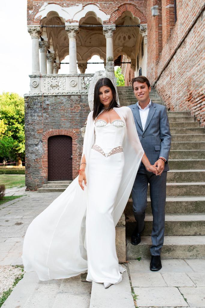 Ana, fiica lui Mircea Geoană, şi Garrett, viitorul ei soţ, au făcut petrecere de logodnă la Palatul Brâncovenesc de la Mogoşoaia 783473