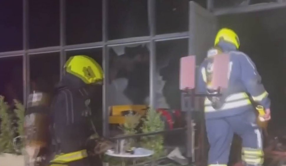 Cel puţin 13 oameni au murit, iar alţi 40 au suferit arsuri, după un incendiu într-un club de noapte din Thailanda