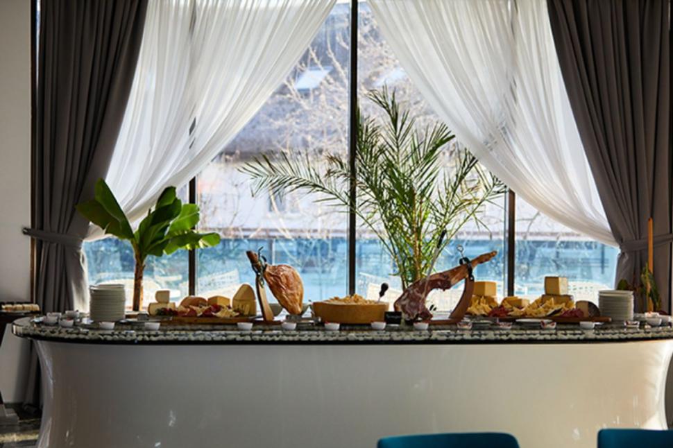 Unde se găseşte unul dintre cele mai luxoase resorturi din România. Locul ideal pentru un teambuilding de neuitat 783376