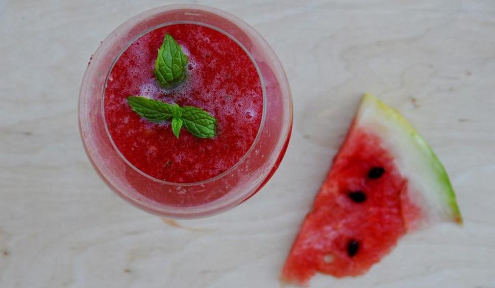 Sucul care întărește inima, subțiază talia și previne constipația. E ieftin și se bea pe stomacul gol, timp de două luni 783564