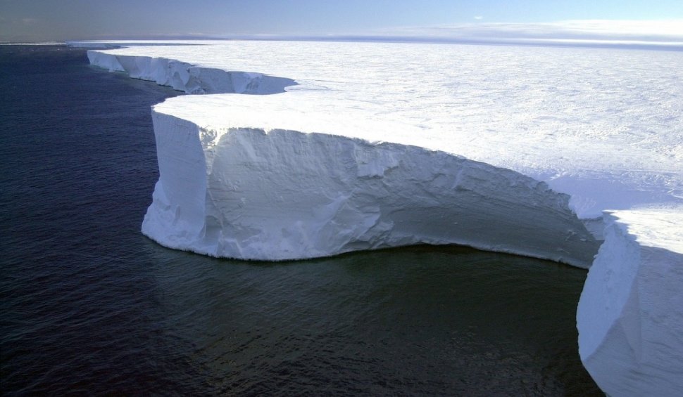 O încălzire globală cu peste 2 grade Celsius ar provoca un dezastru în Antarctica: "E foarte important să nu fie trezit acest uriaş adormit"