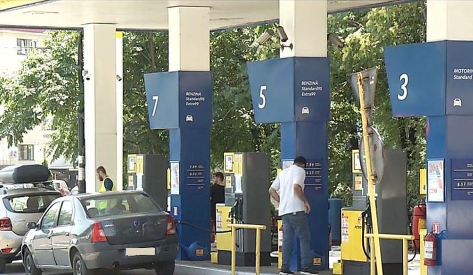 Prețul benzinei și al motorinei în România, astăzi, 10 august 2022. Carburanţii continuă se ieftinească