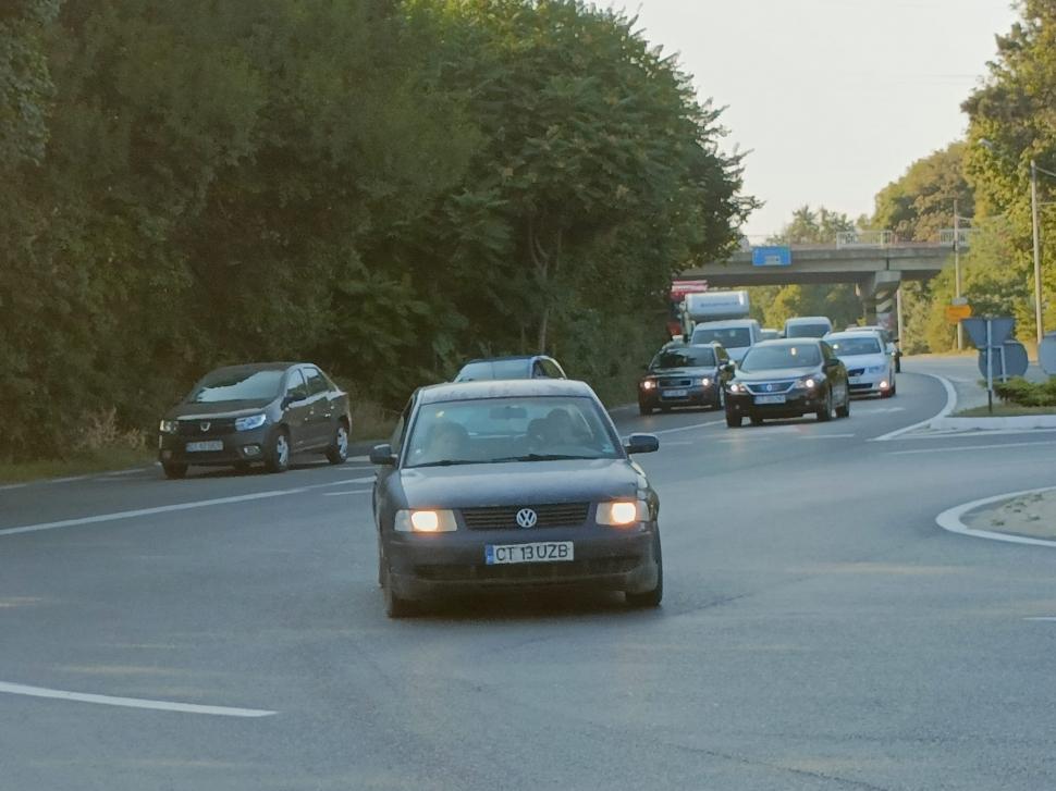 Litoral 2022. România pleacă în vacanţă. Sunt cozi uriaşe între staţiuni, iar poliţia a anunţat deja măsuri speciale 784725