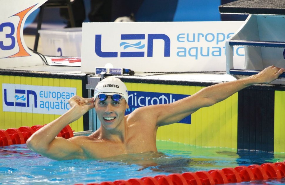 David Popovici, medalie de aur și record mondial la Campionatul European de natație de la Roma