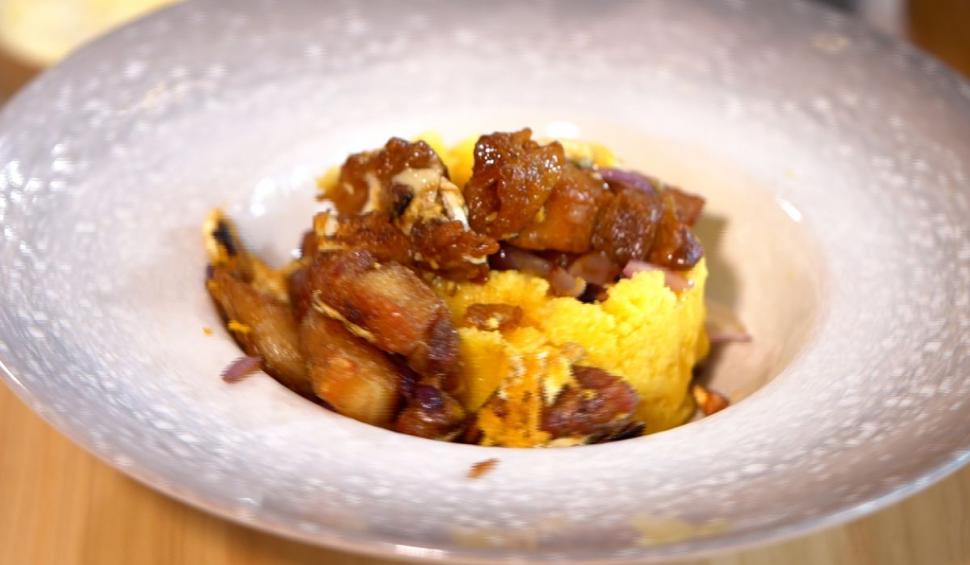 Jumere cu ou frământat, reţeta lui Paul Ipate în ediţia 15 "Gătit la costum", sezonul 2 784192