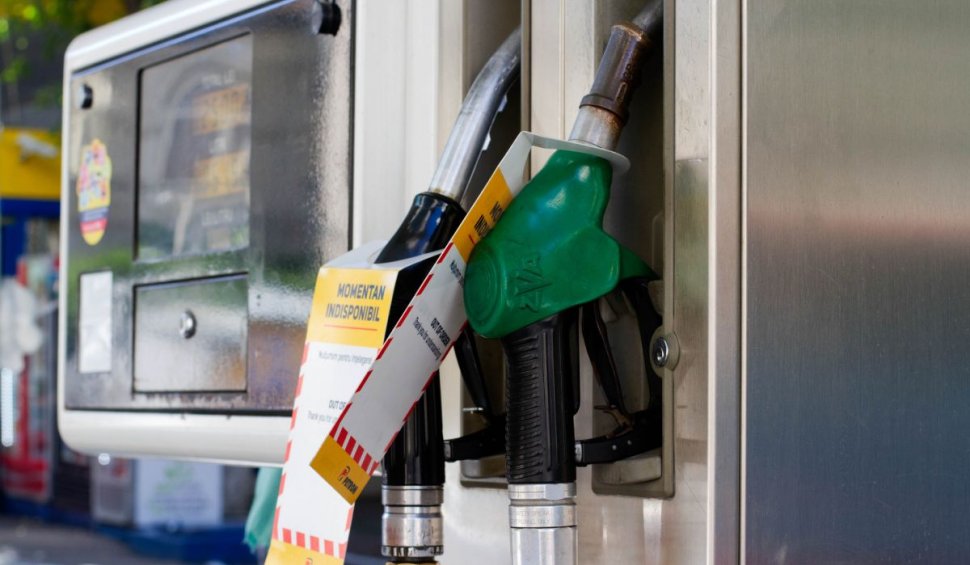 COTAR: Barilul de petrol scade, însă benzina şi motorina rămân scumpe