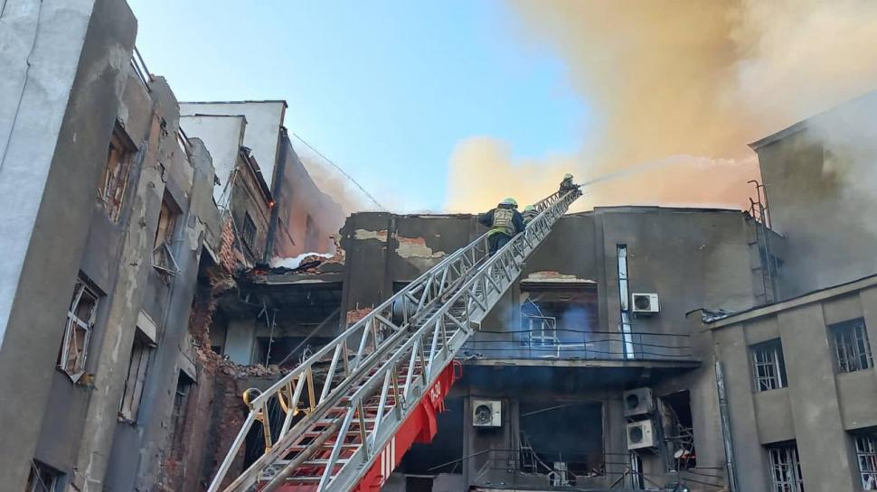 Moscova se laudă că a ucis "zeci de militanți" după atacurile cu rachete din Harkov | Mama unei campioane sportive, printre victime 785612