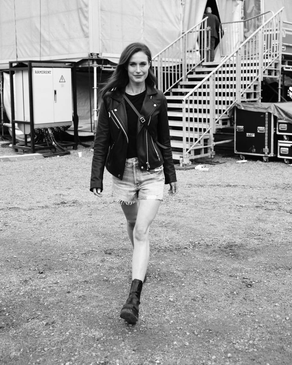 Sanna Marin țipă, bea și dansează | Șefa guvernului din Finlanda, cu reputația ruinată după o petrecere cu alcool și suspiciuni de droguri 785660