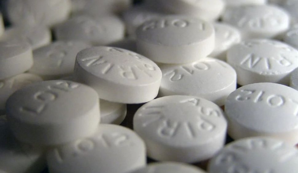 Un tânăr din Cupşeni a cumpărat aspirină pisată în valoare de 8.000 de lei, iar când a aflat că nu este cocaină a mers direct la Poliţie