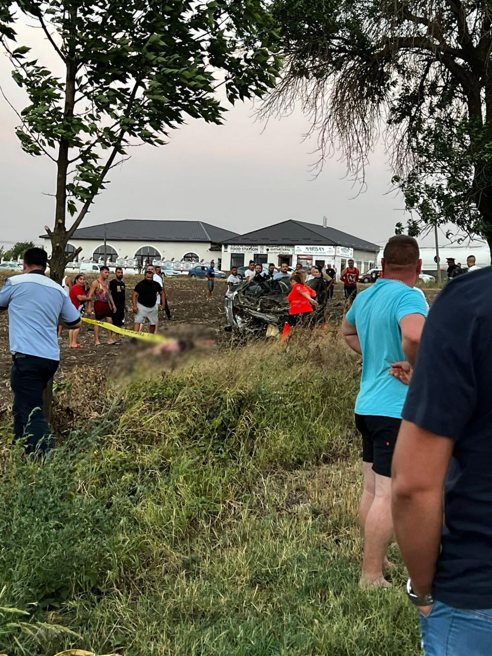 Accident tragic în Frumușani | O familie cu 2 copii a murit, după ce două mașini s-au ciocnit frontal 786646