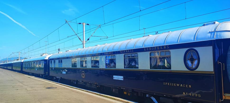 Trenul Orient Express a ajuns din nou în România. Cum arată luxoasa garnitură și în ce gări oprește 787108