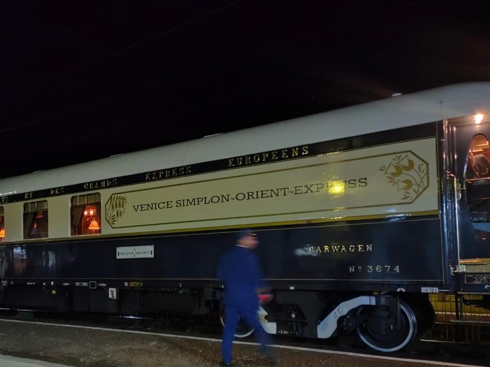 Trenul Orient Express a ajuns din nou în România. Cum arată luxoasa garnitură și în ce gări oprește 787109