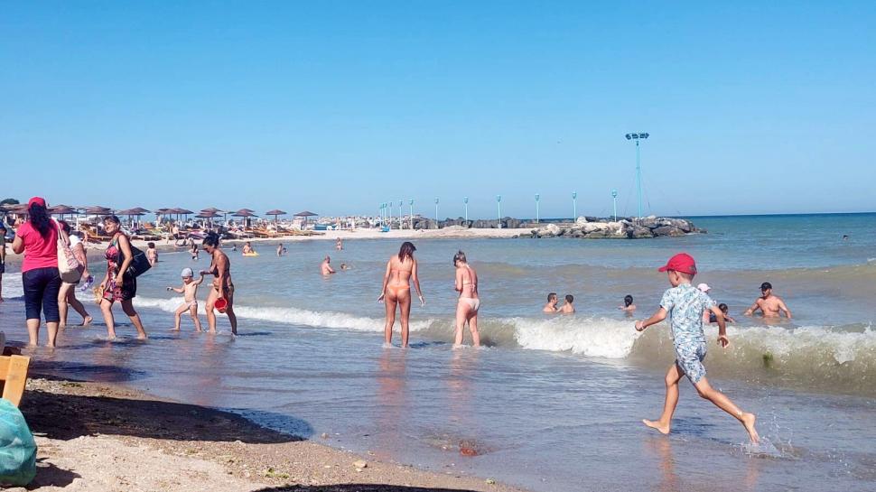 "Nu recomand această stațiune familiilor cu copii. Mi-am făcut răni incredibile" | Turistă, după concediul pe litoralul românesc 787234