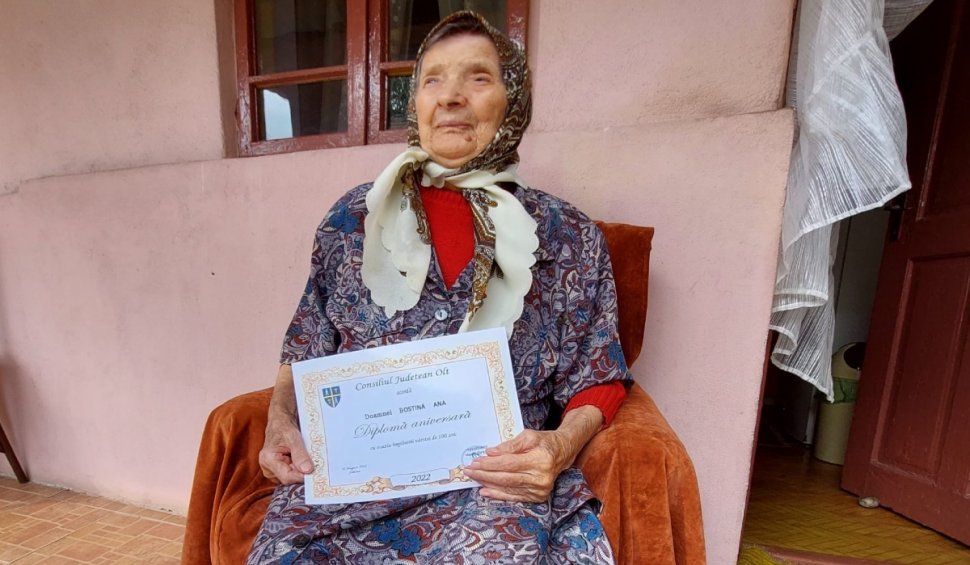 Doamna Ana, bunica din Olt care a ajuns la 100 de ani fără să fie vreodată bolnavă, spune că secretul longevității a fost iubirea