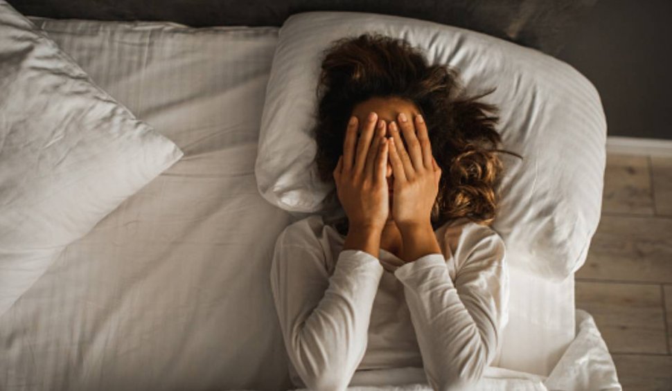 Persoanele care nu dorm suficient pot suferi de aceste afecţiuni | Câte ore e sănătos să dormim în funcție de vârstă 
