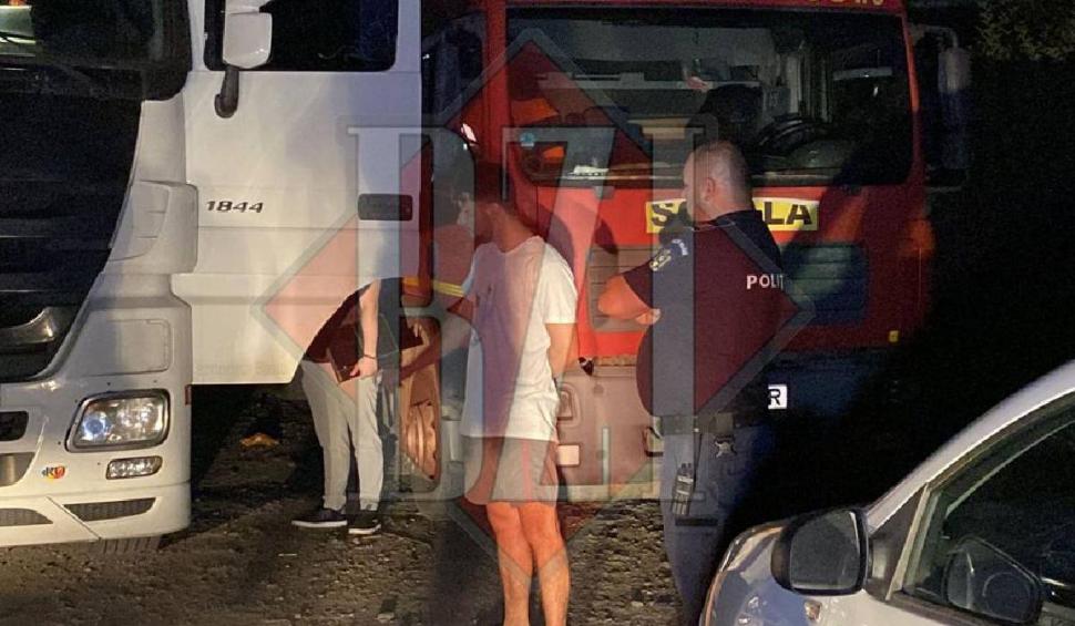 O fată de 14 ani din Vaslui, dată dispărută, găsită în Iași într-un TIR în timp ce se iubea cu prietenul său și cu un amic de-al acestuia 787664