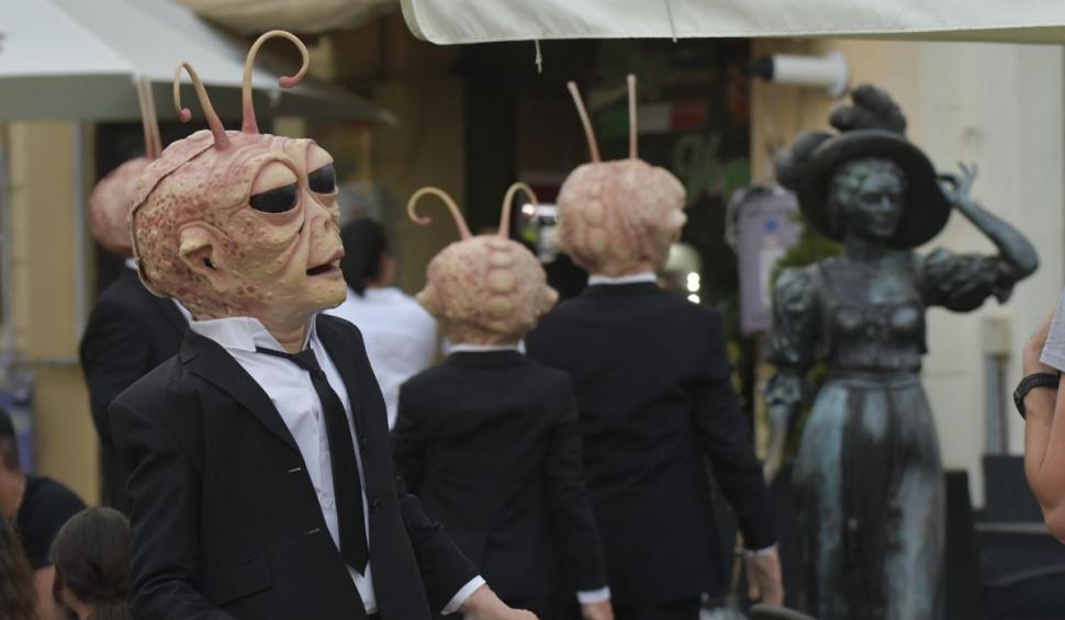 A fost şi în acest an Festivalul „Puppets Occupy Street” Craiova – tărâmul poveştilor pline de culoare şi speranță 787829