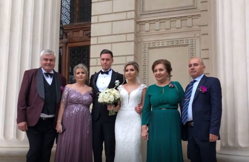 Elena Mateescu, directorul ANM, şi-a măritat fata. Imagini emoţionante de la nuntă