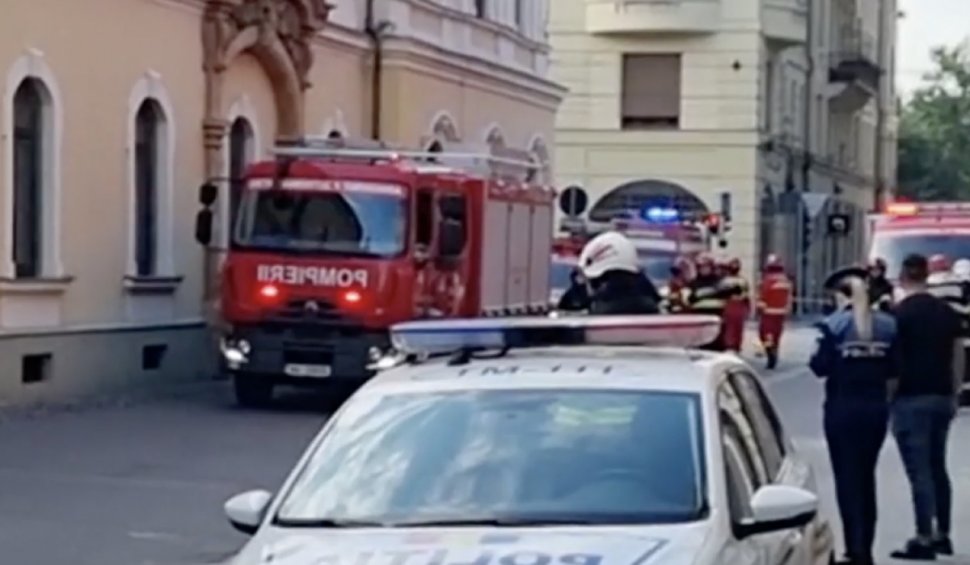Atac cu bombă la Episcopia Romano-Catolică din Timișoara, anunțat la 112 de un băiat de 15 ani