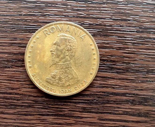 Suma colosală cu care se vând online monedele de 50 de lei cu chipul lui Cuza, din anii ’90 788136