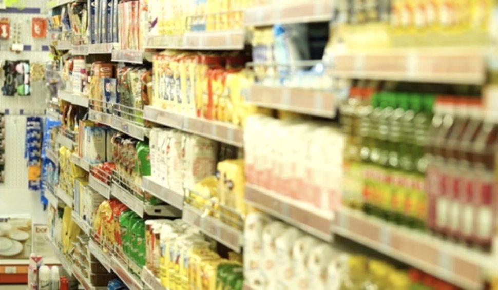  Două mari lanţuri de supermarketuri din România au înghețat preţurile pentru anumite produse de bază