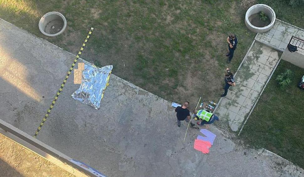 Ea este Maria, fiica unui preot din Maramureş, care s-a aruncat de la etajul 12 al unui bloc | Tânăra avea 18 ani 788441