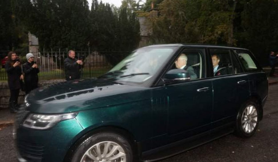 CNN: Familia regală așteaptă să ajungă prințul Harry la Balmoral, înaintea oricărui anunț despre regina Elisabeta a II-a