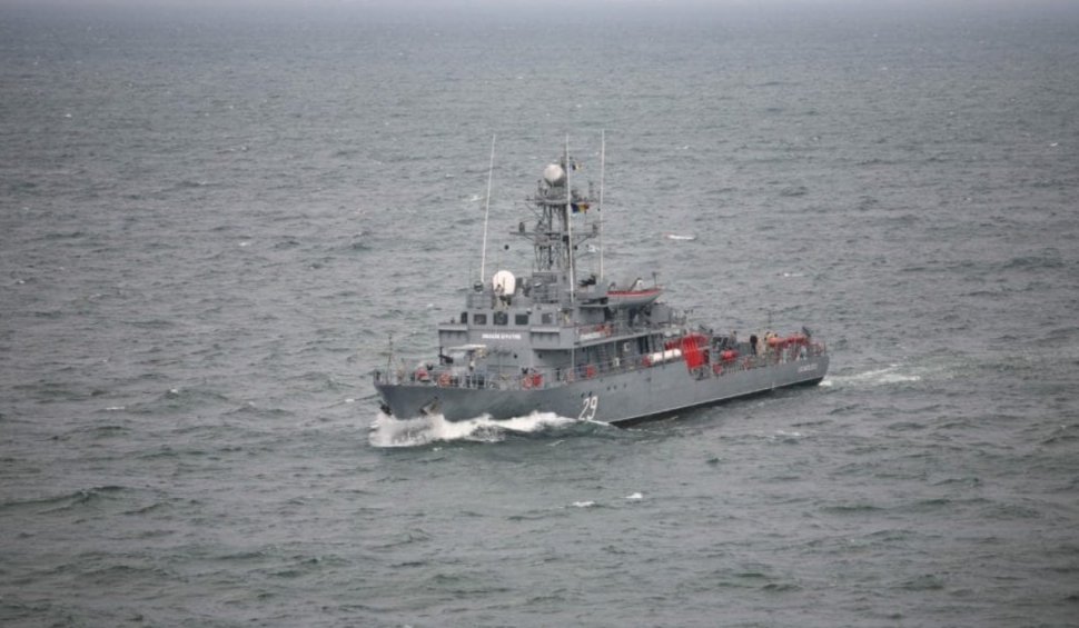 Mină de război descoperită în Marea Neagră. Forțele Navale Române intervin pentru distrugere