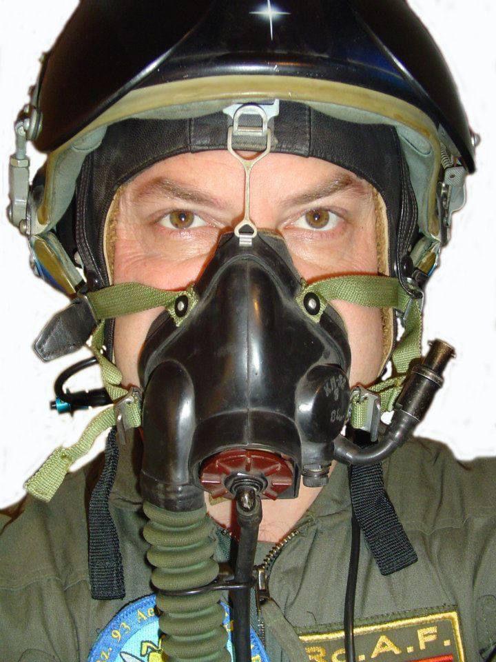 În avionul prăbușit la Gălănești a murit fratele unui fost ministru al Educației. Cealaltă victimă - instructor de pilotaj din București 789041