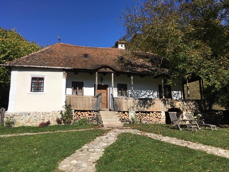 Proprietăţile impresionante deţinute de Prinţul Charles al III-lea. Cum arată casele pe care le are din Regatul Unit până în Transilvania 789865