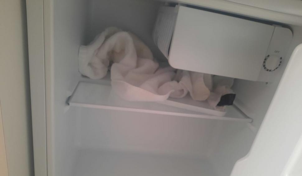 Țeapa uriașă luată de o turistă la un hotel de 3 stele din Eforie Sud: ”Mirosea îngrozitor! Apa curgea pur și simplu din baie în cameră” 789707