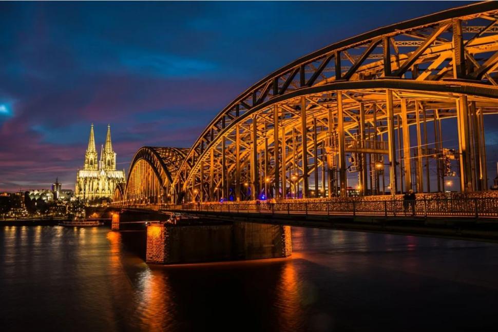 Român plecat la muncă în Germania: "Dacă nu câştigi 2.000 de euro pe lună, e jale. Nu mai veniți dacă nu câstigați banii ăștia net!" 790729