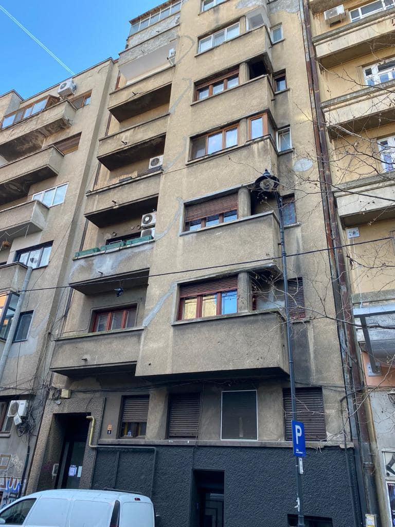 Nicuşor Dan anunţă că 19 clădiri cu risc seismic din București vor fi consolidate 790753