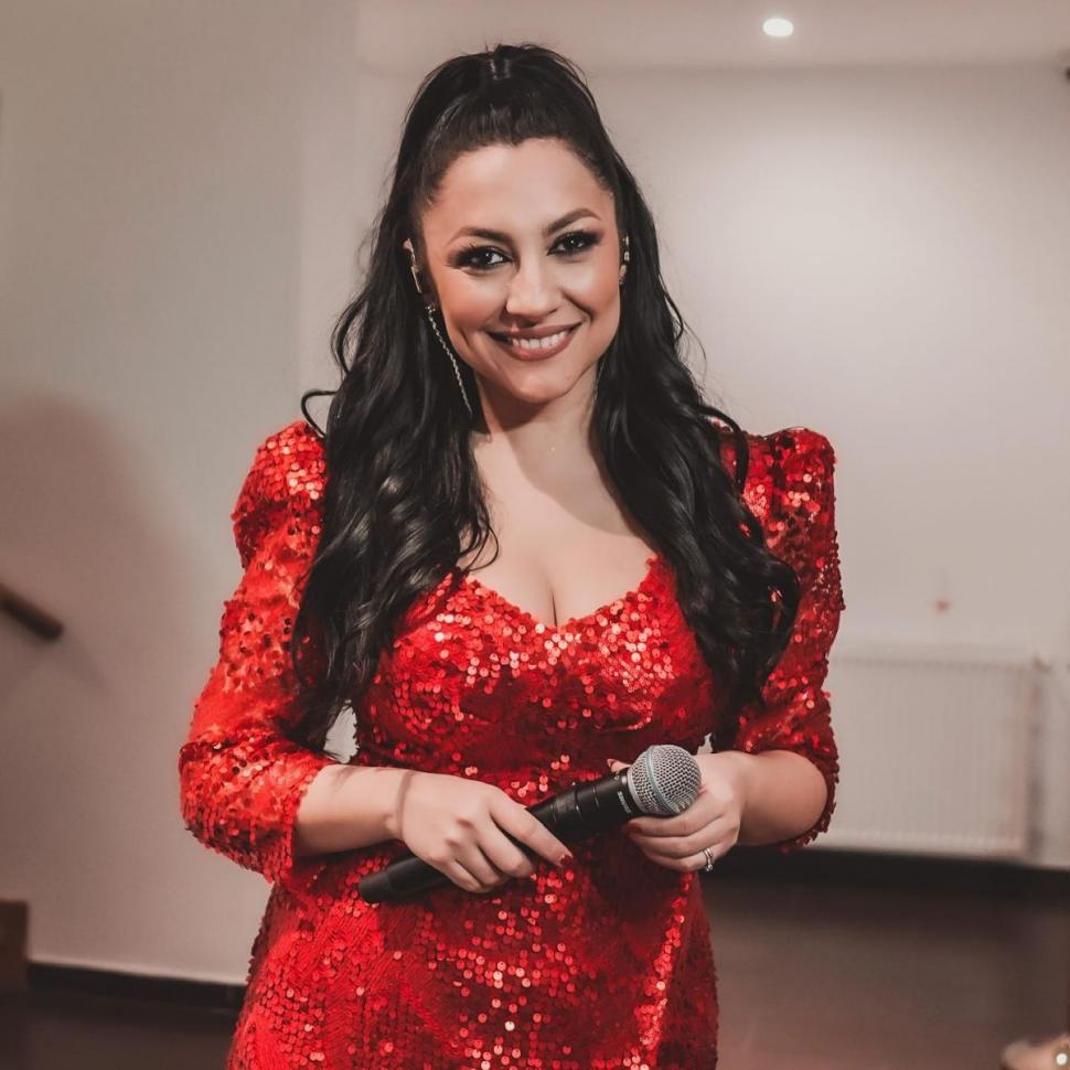 Suma pe care Andra şi echipa ei au negociat-o la două concerte în Germania 791124