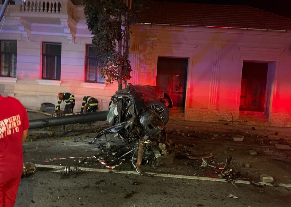 Accident groaznic în centrul orașului Cluj-Napoca. Tânăr de 25 de ani, mort după ce a condus cu 180 km/h