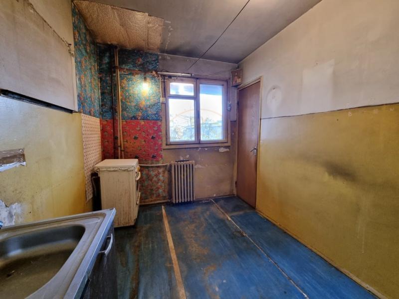 Festival de glume despre un apartament scos la vânzare în Bucureşti: "Fiecare cameră are altă boală" 791413