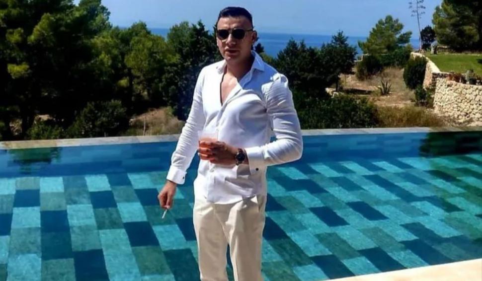 El este Bogdan, tânărul de 25 de ani, care a murit în accidentul din centrul Clujului. Absolvise Facultatea de Drept 791458