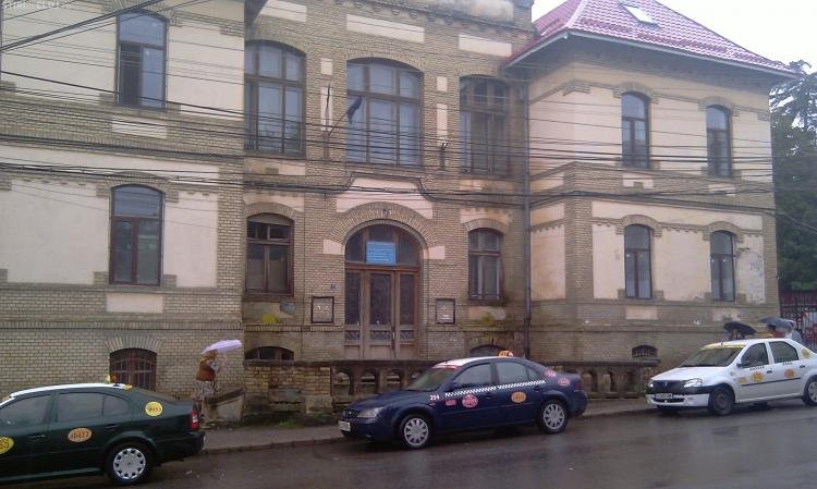 Un bărbat de 35 de ani a căzut în gol de la Spitalul de Psihiatrie din Cluj 