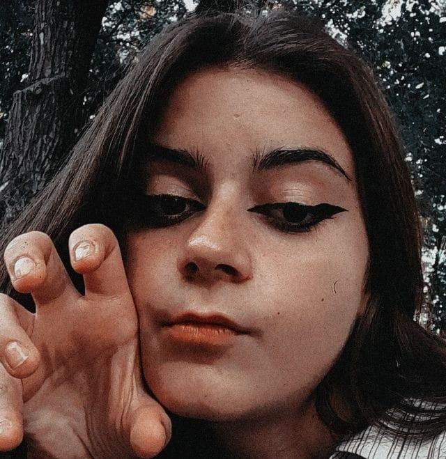 Denisa a fost găsită moartă în apartamentul din Vaslui unde locuia cu bunica ei, după ce a umblat la cuptor 791939