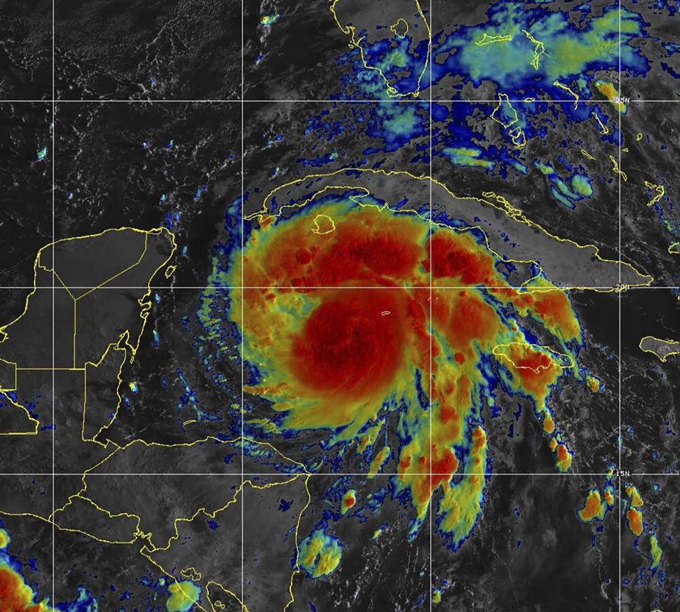 Uraganul Ian, cel mai periculos din 1921, se apropie de Florida. Milioane de oameni sunt evacuaţi 792029