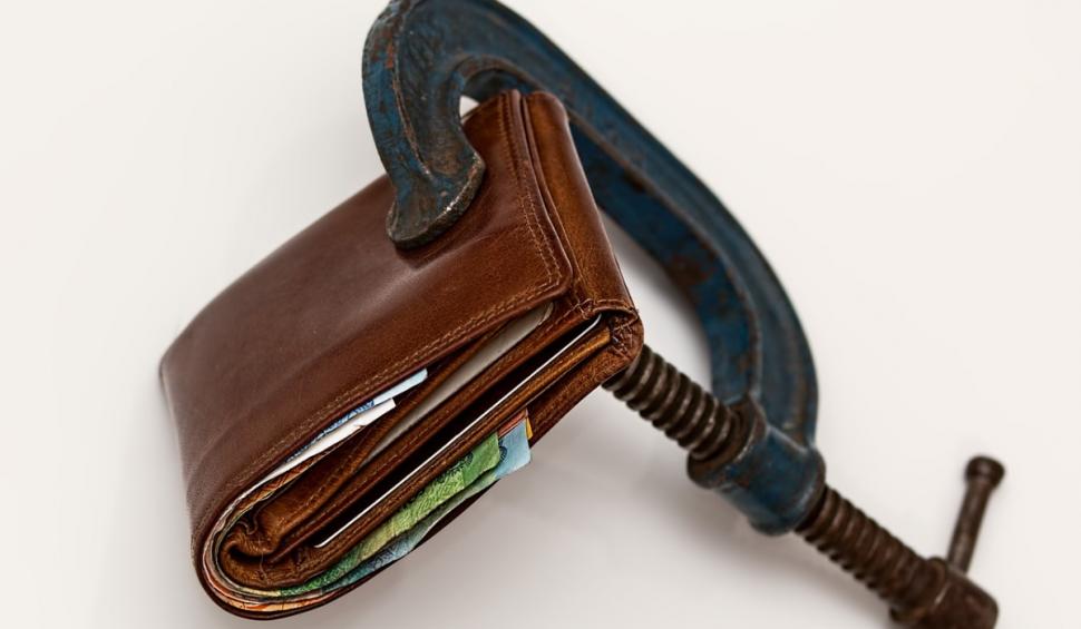 Bani în plus pentru români la salariu. De când vom primi 500 de lei lunar | "Fiecare angajat din Europa trebuie să-şi poată plăti facturile" 792519