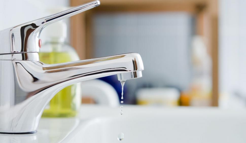 Mai rău ca în Africa! Reacţia unui român care munceşte în Kenya, după ce a venit acasă şi s-a spălat la lighean 792507