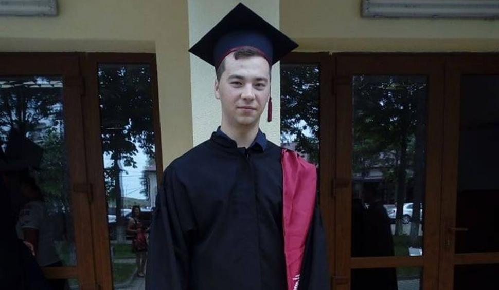 El este Andrei, militarul de 22 de ani care s-a omorât într-o unitate militară din Focşani 792565