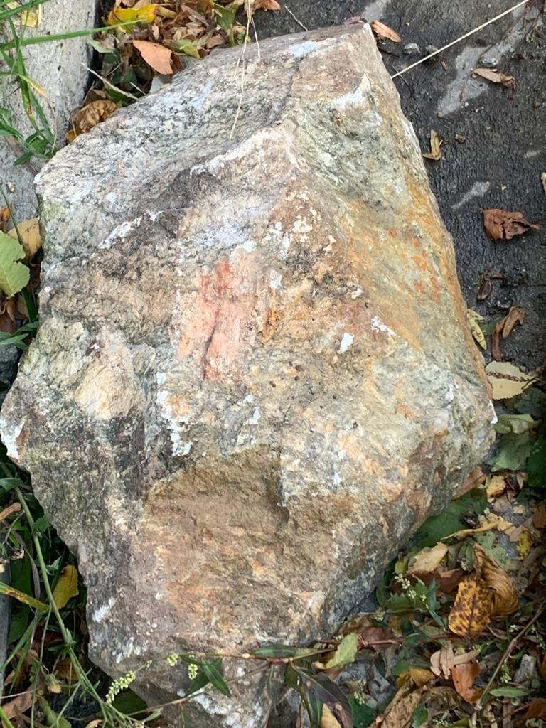 Bărbatul omorât de o stâncă pe Defileul Jiului se întorcea de la mormântul lui Arsenie Boca 792626