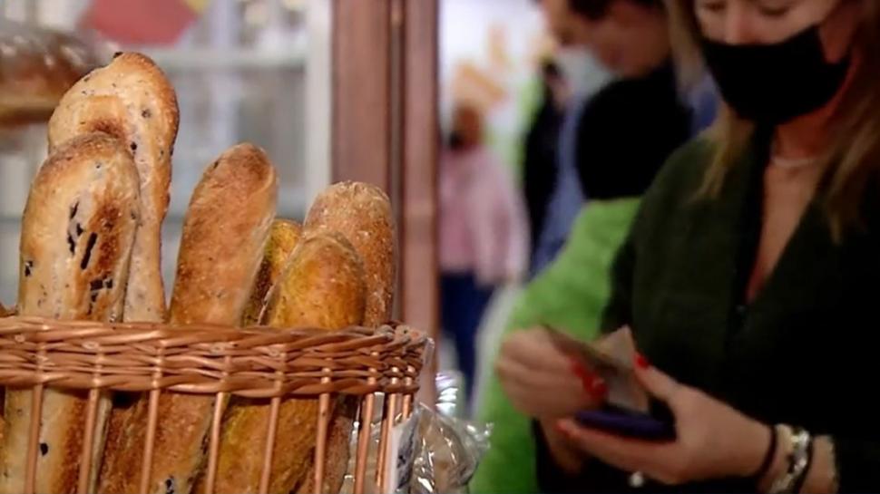 De ce nu e bine să mănânci pâine feliată. 5 motive pentru care să nu mai consumi acest produs 792659