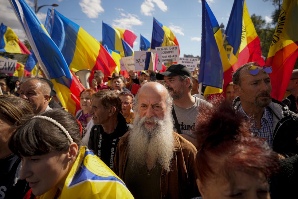 Două dosare penale şi amendă de 32.000 de lei după protestul AUR din Bucureşti 792804